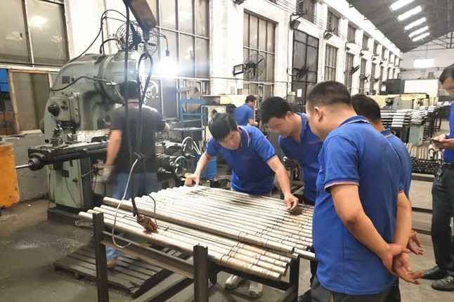 天行体育·天行官方网站-天行体育（中国）每周对各个工序进行质量监督检验的现场。